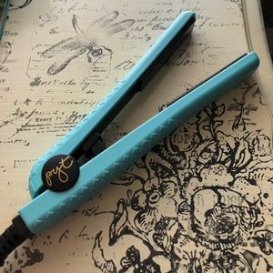 PYT mini flat iron